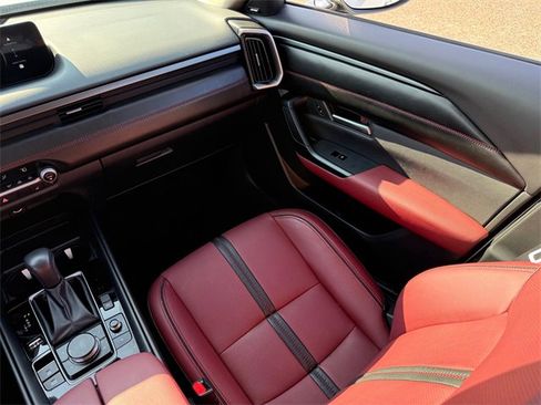 Certified 2025 MAZDA CX-50 AWD 2.5 Hybrid w/ Cargo Package image 25