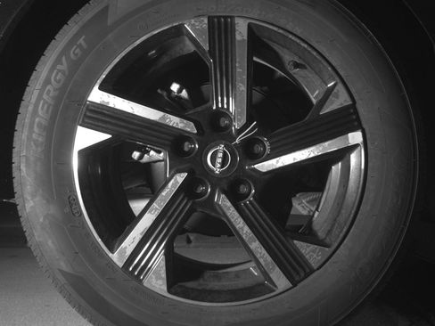 Used 2025 Nissan Sentra SV image 15