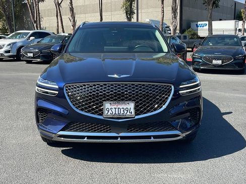 Used 2025 Genesis GV70 2.5T w/ Select Package image 3