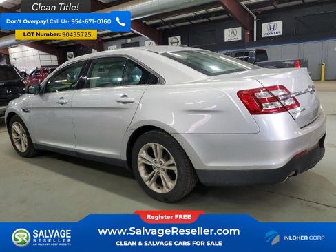 Used 2016 Ford Taurus SE FWD image 3