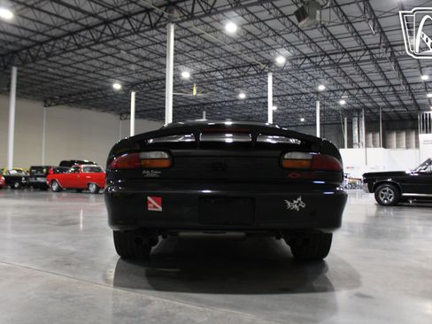 Used 2000 Chevrolet Camaro Z28 w/ SS Performance/Appearance Pkg RWD image 21