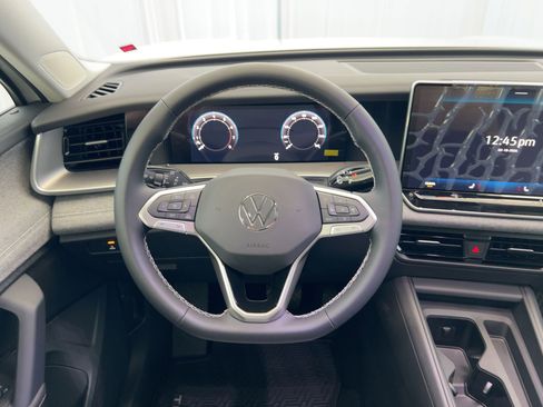 New 2026 Volkswagen Tiguan S FWD image 17
