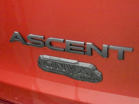 Used 2025 Subaru Ascent Bronze Edition image 10