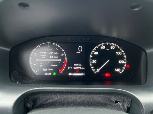 Used 2025 Honda HR-V Sport image 21