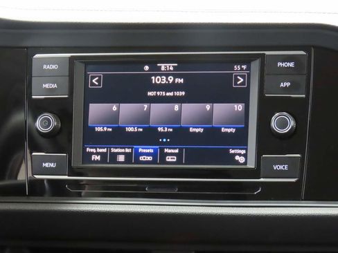 Certified 2024 Volkswagen Jetta SE image 14