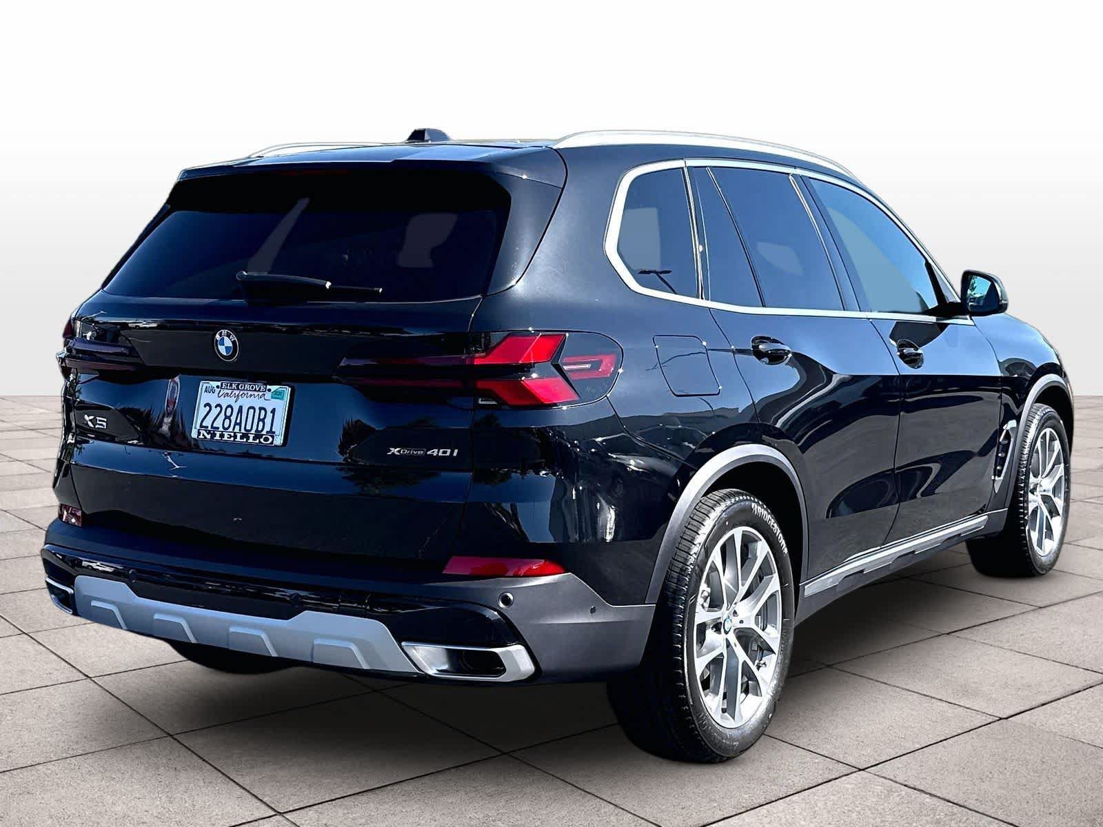 Used 2026 BMW X5 xDrive40i AWD/4WD image 8