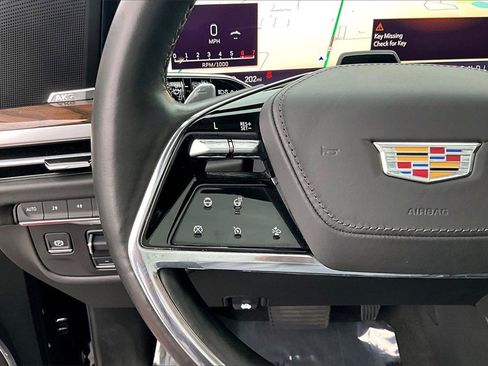 Certified 2025 Cadillac Escalade Sport Platinum w/ LPO, Floor Liner Package image 11