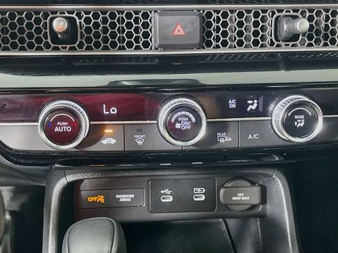 Used 2025 Honda Civic Sport image 16