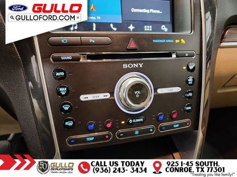 Used 2017 Ford Explorer Limited image 26