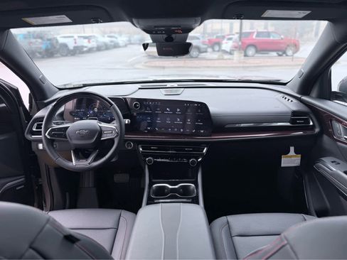 New 2026 Chevrolet Traverse Z71 w/ Enhanced Driving Package image 38