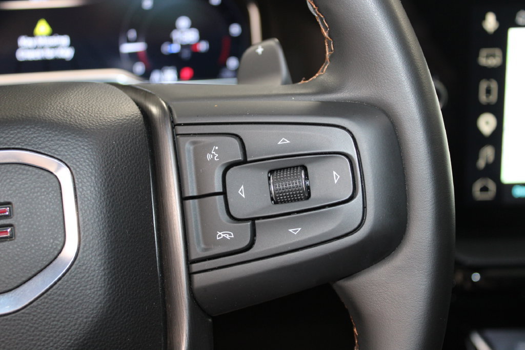 Used 2025 GMC Sierra 1500 AT4 w/ AT4 Premium Package AWD/4WD image 34