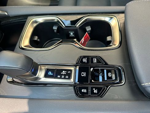 Used 2024 Lexus RX 450h 450h+ Luxury AWD w/ Convenience Package image 20