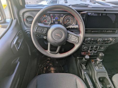 Certified 2024 Jeep Wrangler Rubicon image 13