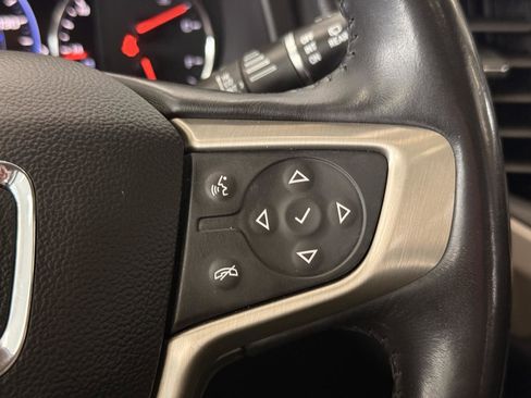 Used 2021 GMC Acadia Denali w/ Denali Ultimate Package image 48