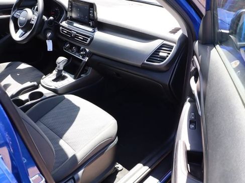 Used 2023 Kia Seltos LX AWD/4WD image 38