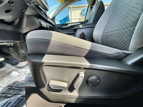Used 2022 Ford Escape SE w/ SE Sport Appearance Package FWD image 14