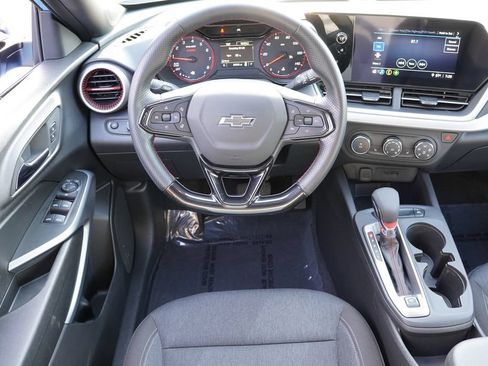 Certified 2024 Chevrolet Trax RS w/ Driver Confidence Package FWD image 20