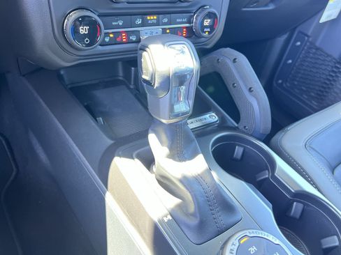 New 2026 Ford Bronco Outer Banks w/ Sasquatch Package AWD/4WD image 22