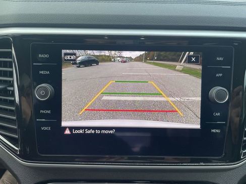 Used 2022 Volkswagen Atlas SEL image 34