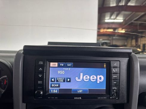 Used 2007 Jeep Wrangler Sahara w/ PWR Convenience Group image 12