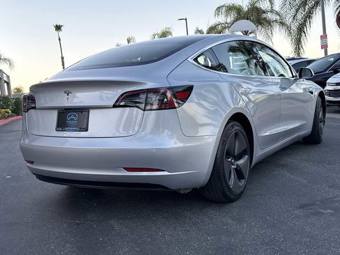 Used 2018 Tesla Model 3 Long Range image 4
