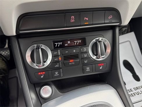 Used 2015 Audi Q3 2.0T Premium Plus w/ Driver Assistance Package image 31