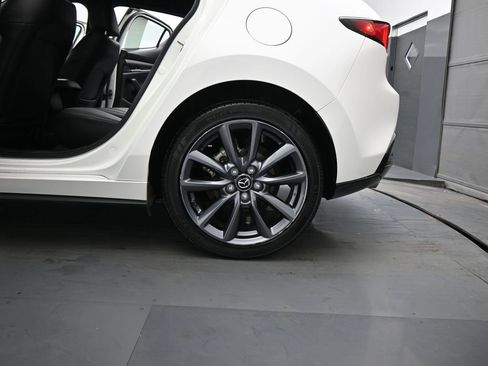 Used 2023 MAZDA MAZDA3 s image 21