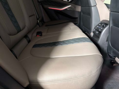 Used 2025 BMW X5 M Competition AWD/4WD image 23