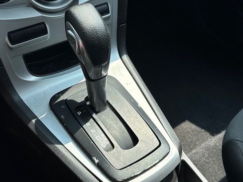 Used 2016 Ford Fiesta SE FWD image 18