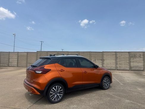 Used 2024 Nissan Kicks SV w/ Exterior Package FWD image 19