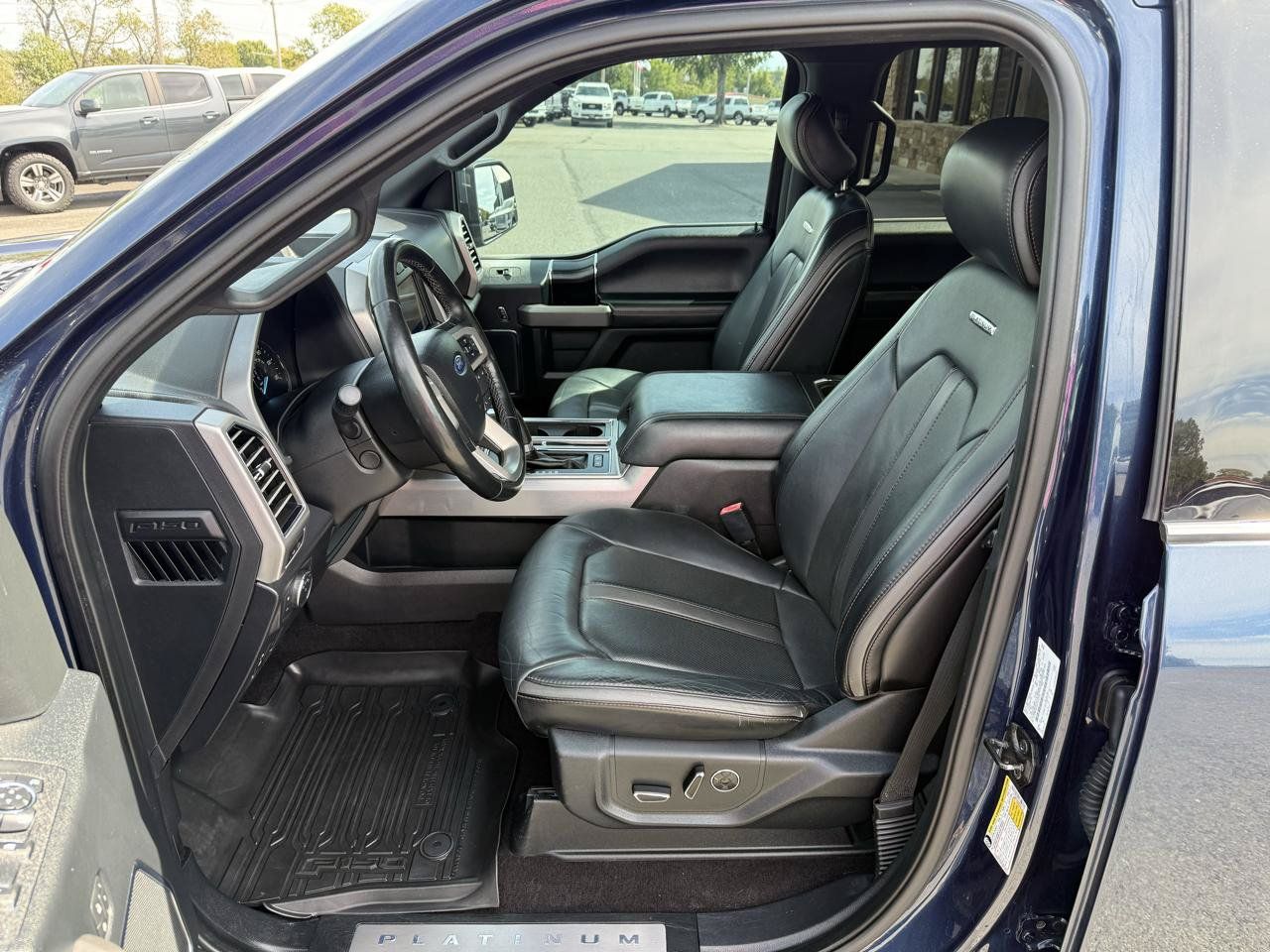 Used 2019 Ford F150 Platinum w/ Equipment Group 701A Luxury AWD/4WD image 12