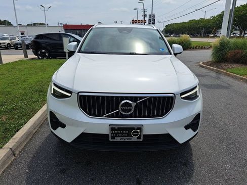 Used 2024 Volvo XC40 B5 Ultimate w/ Climate Package AWD/4WD image 3