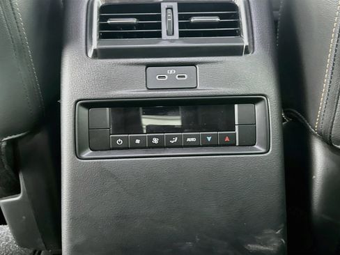 Used 2025 MAZDA CX-90 3.3 Turbo w/ Preferred Package AWD/4WD image 27