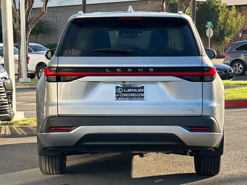 New 2026 Lexus TX 350 image 5