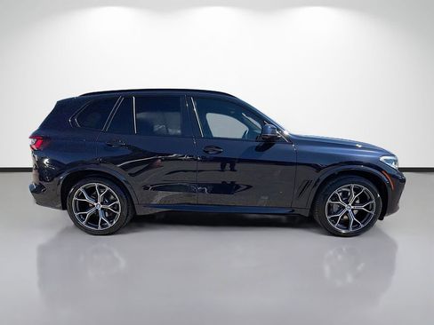 Used 2021 BMW X5 sDrive40i w/ M Sport Package image 2