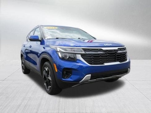 Used 2025 Kia Seltos S FWD image 9
