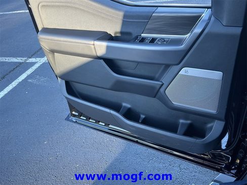 Certified 2025 Ford F150 Lariat w/ Equipment Group 501A Mid image 22