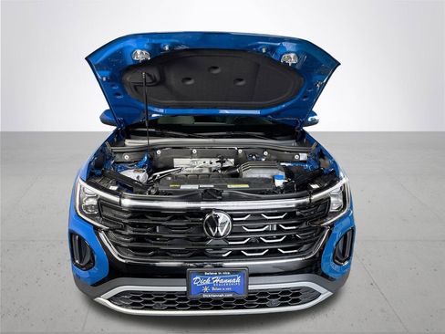 New 2025 Volkswagen Atlas Cross Sport SE image 21