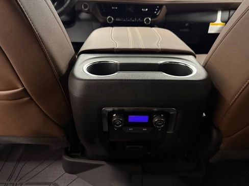 New 2026 Chevrolet Tahoe High Country image 18