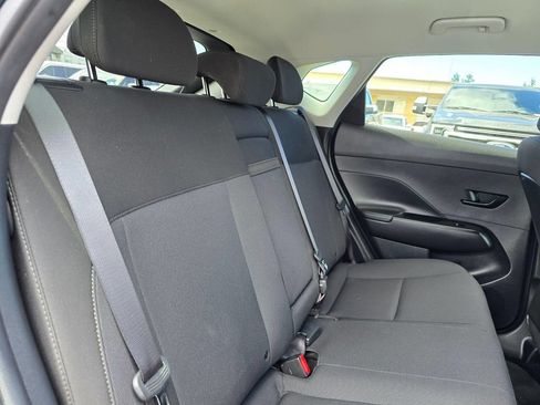Used 2024 Hyundai Kona SEL FWD image 12