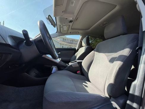 Used 2013 Toyota Prius Three w/ Solar Roof Pkg image 10
