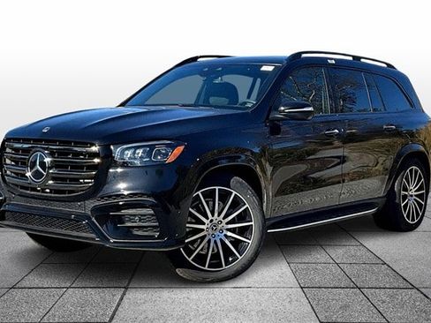 New 2026 Mercedes-Benz GLS 580 4MATIC image 2