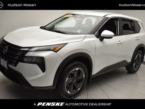 Used 2026 Nissan Rogue SV AWD/4WD image 1