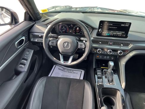 Used 2023 Acura Integra A-Spec image 14