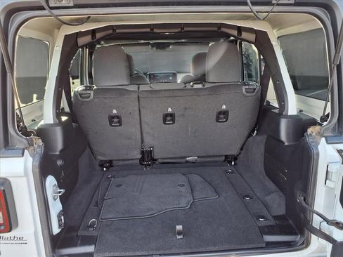 Used 2025 Jeep Wrangler Sport S image 22