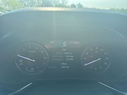 Used 2021 Buick Envision Essence image 10