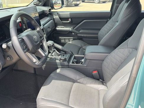 Used 2026 Toyota 4Runner TRD Off-Road Premium w/ Tow Technology Package image 19