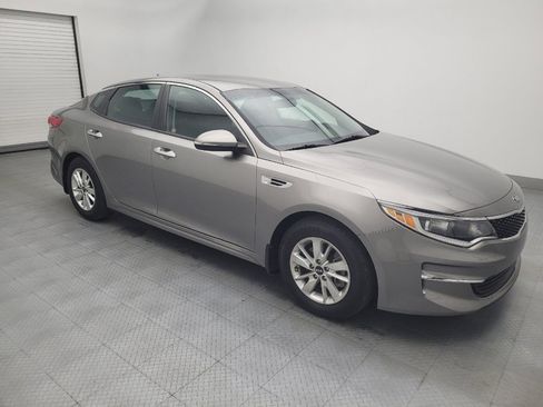 Used 2018 Kia Optima LX w/ Convenience Package FWD image 11