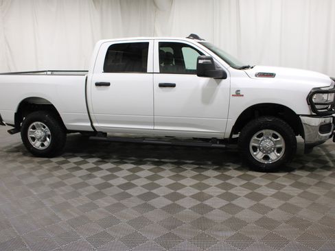 Used 2023 RAM 2500 Tradesman AWD/4WD image 26