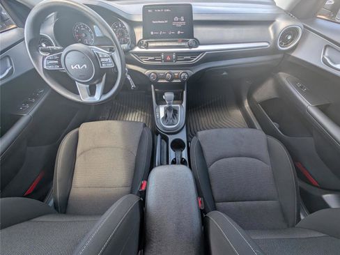 Used 2024 Kia Forte LXS image 31